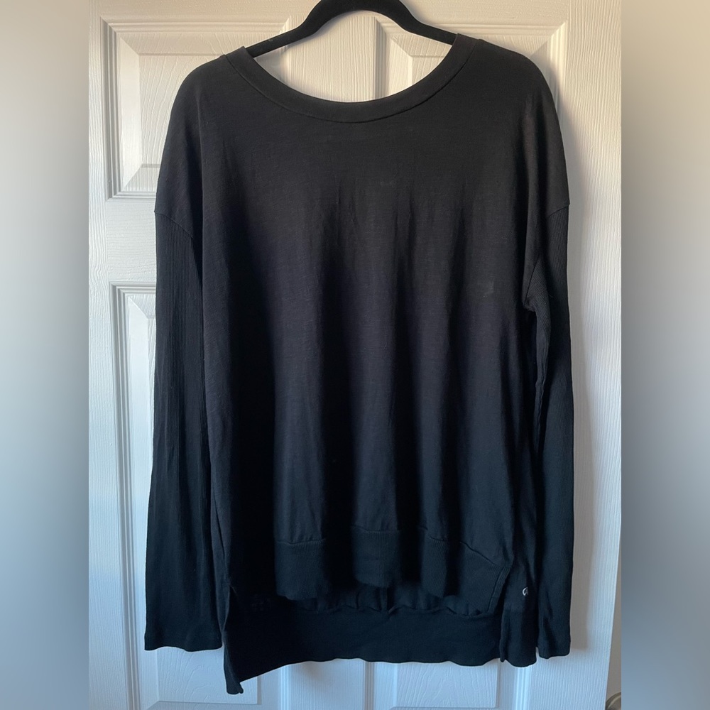 Black Askya open back long sleeve shirt size L